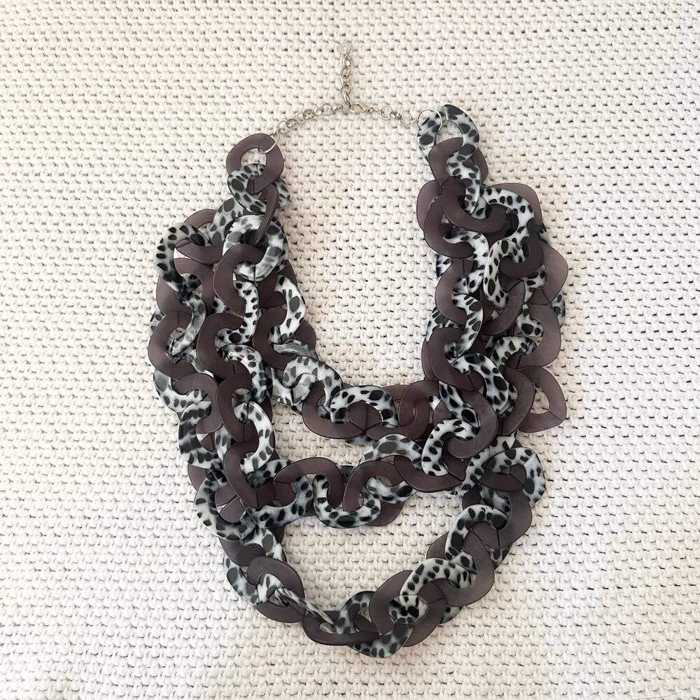 Sassy Jones Gray Black Resin Tortoise Chainlink Triple Strand Statement Necklace